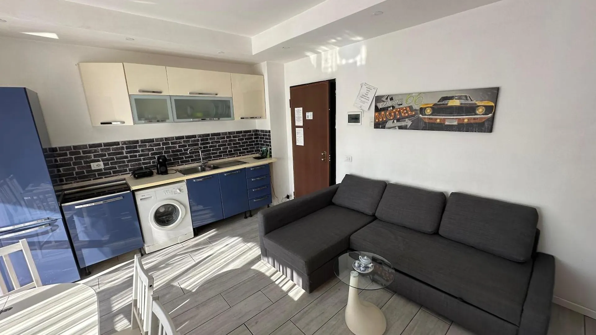 Sky Apartment Milano 0*,